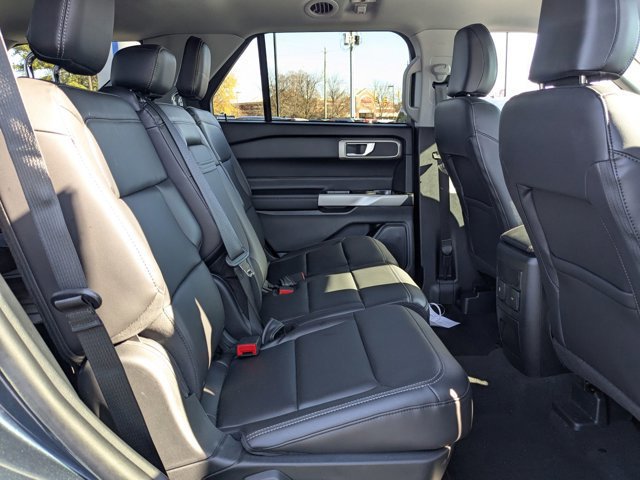 Certified 2023 Ford Explorer XLT w/ Equipment Group 202A image 34