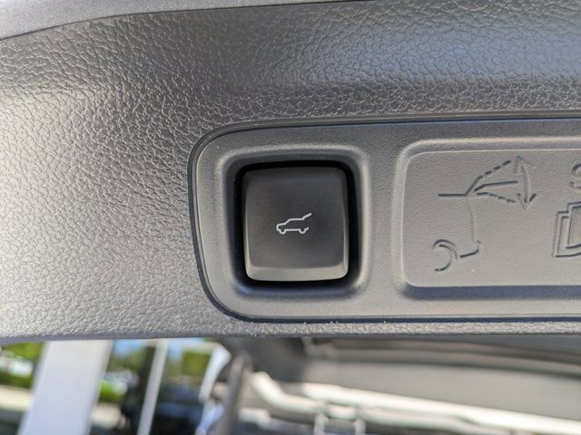 Certified 2024 Ford Expedition Limited image 23