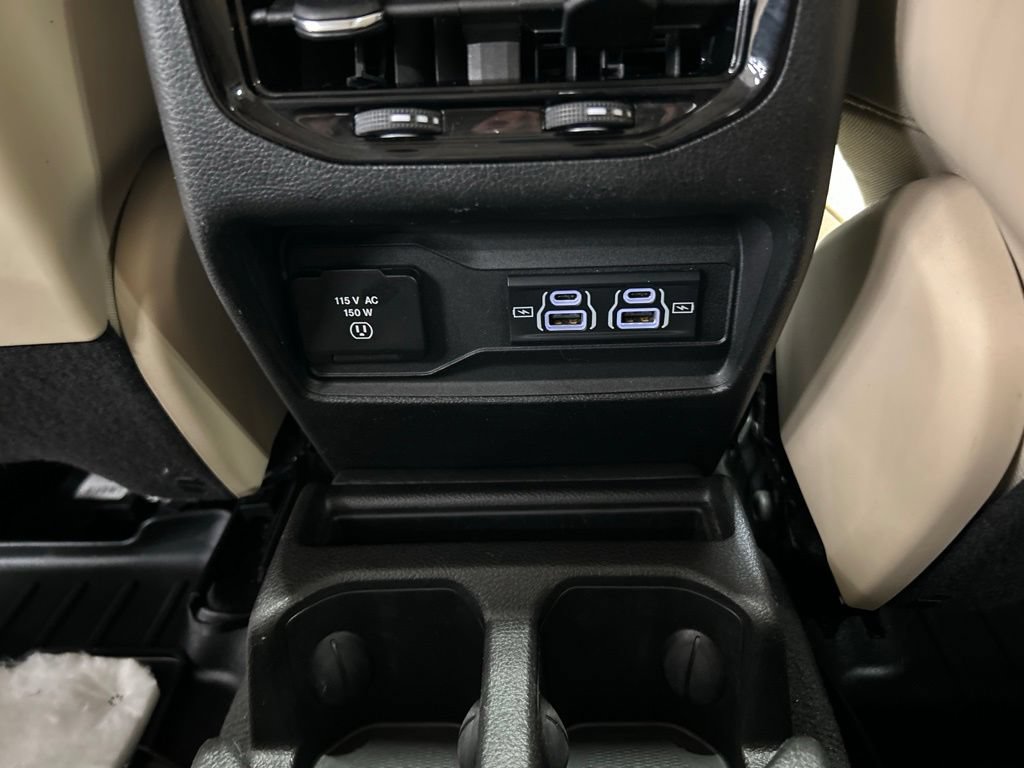 Used 2021 Jeep Grand Cherokee L Limited w/ Trailer Tow Group (B) AWD/4WD image 30