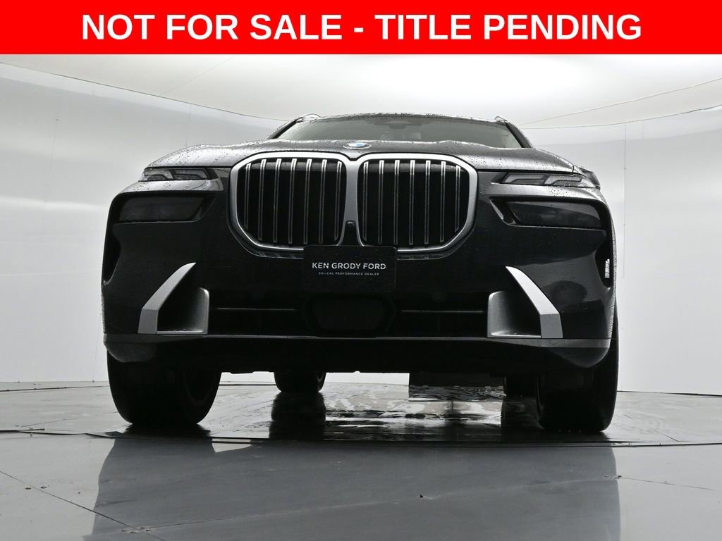 Used 2023 BMW X7 xDrive40i w/ Parking Assistance Package image 42