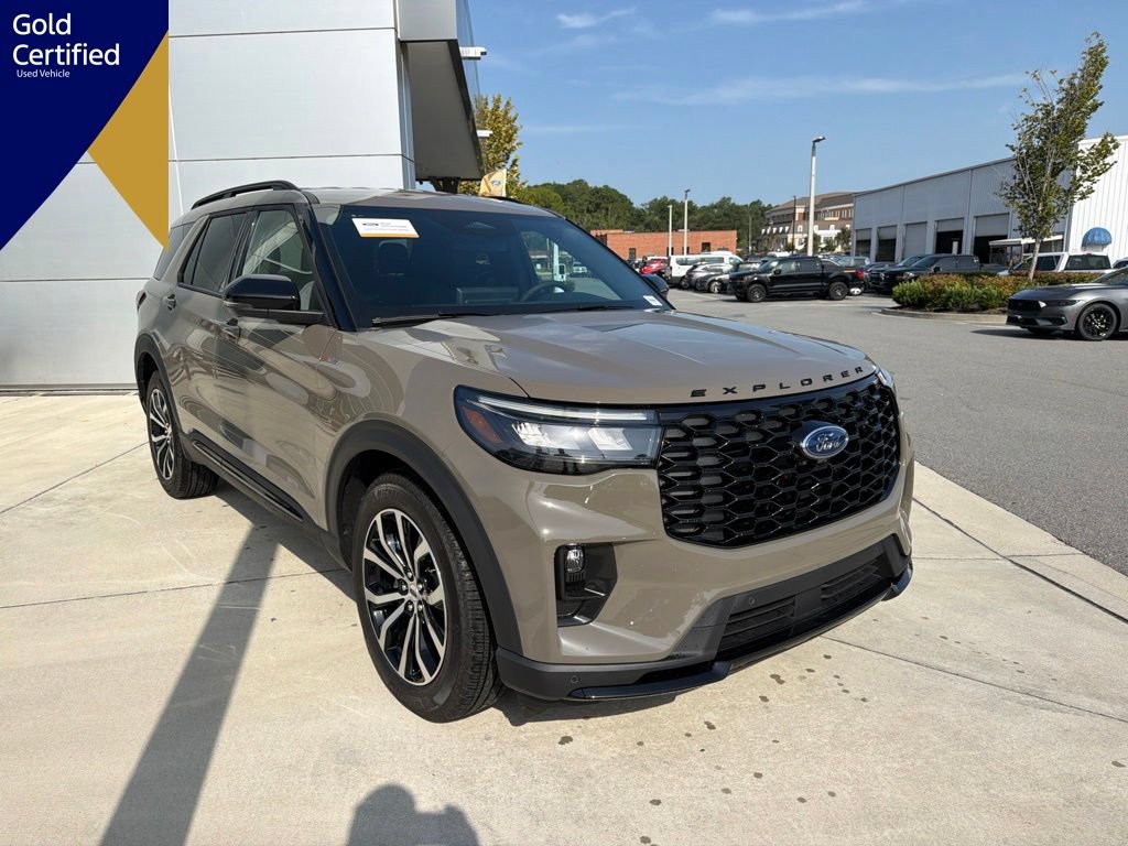 Certified 2026 Ford Explorer ST-Line RWD image 1