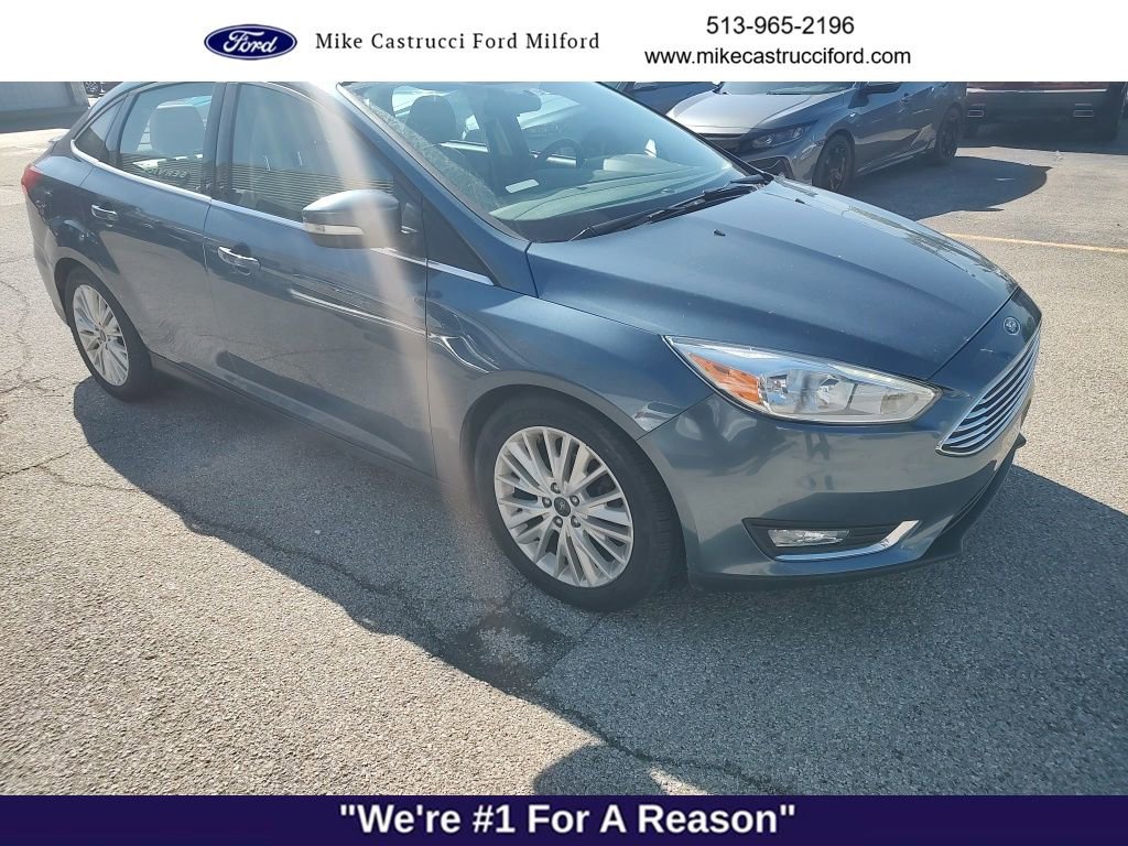 Certified 2018 Ford Focus Titanium FWD image 3