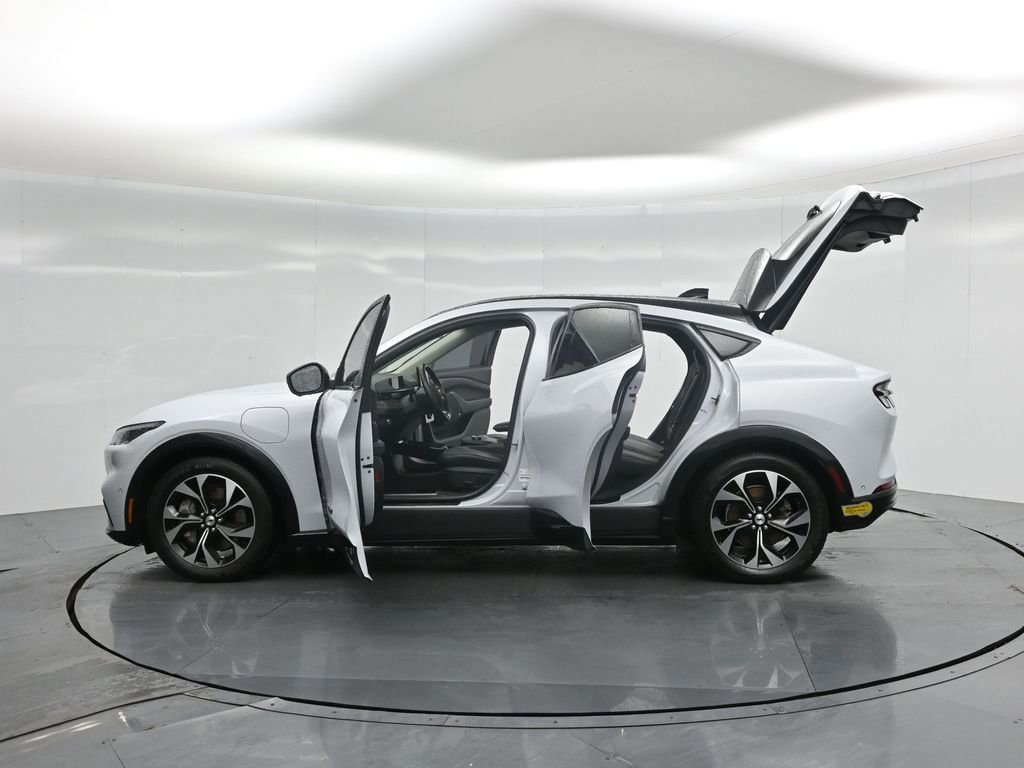Certified 2022 Ford Mustang Mach-E Premium image 57