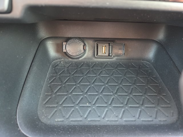 Used 2021 Toyota RAV4 XLE Premium FWD image 17