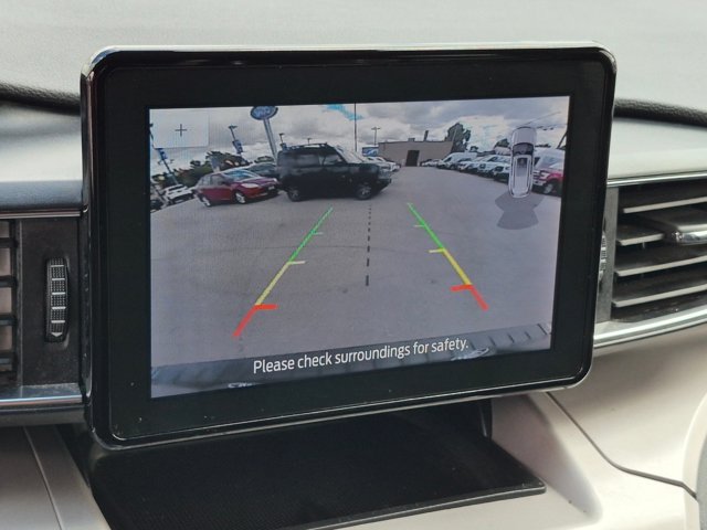 Certified 2023 Ford Explorer XLT w/ Equipment Group 202A AWD/4WD image 17