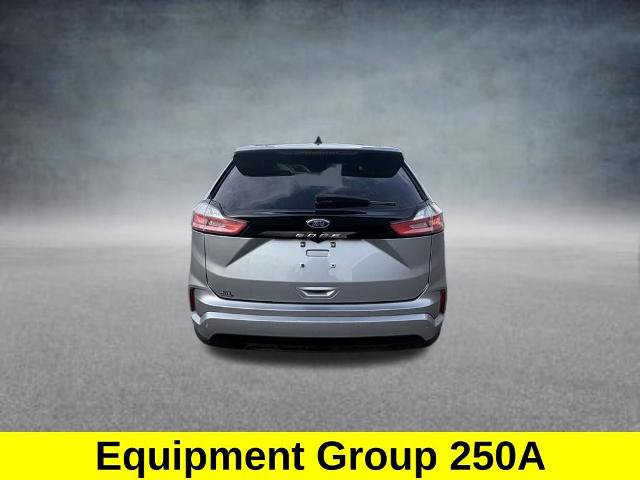 Certified 2022 Ford Edge ST-Line AWD/4WD image 4