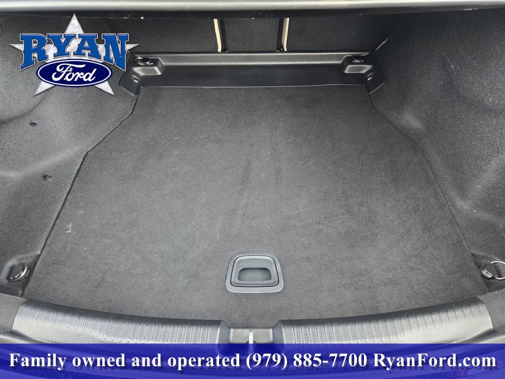 Used 2023 Mercedes-Benz C 300 Sedan w/ Exclusive Trim Package image 26