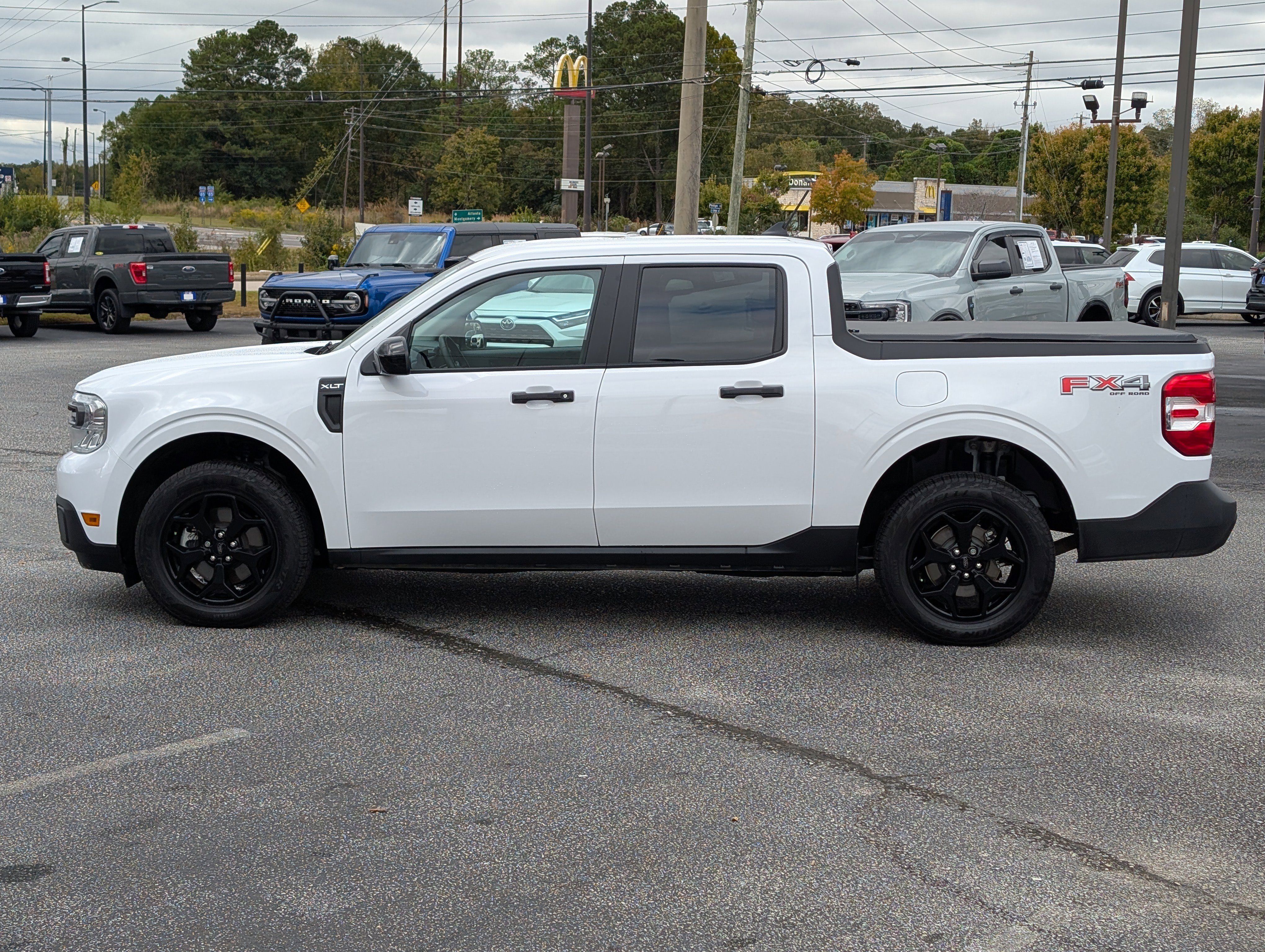 Certified 2024 Ford Maverick XLT w/ XLT Luxury Package image 15