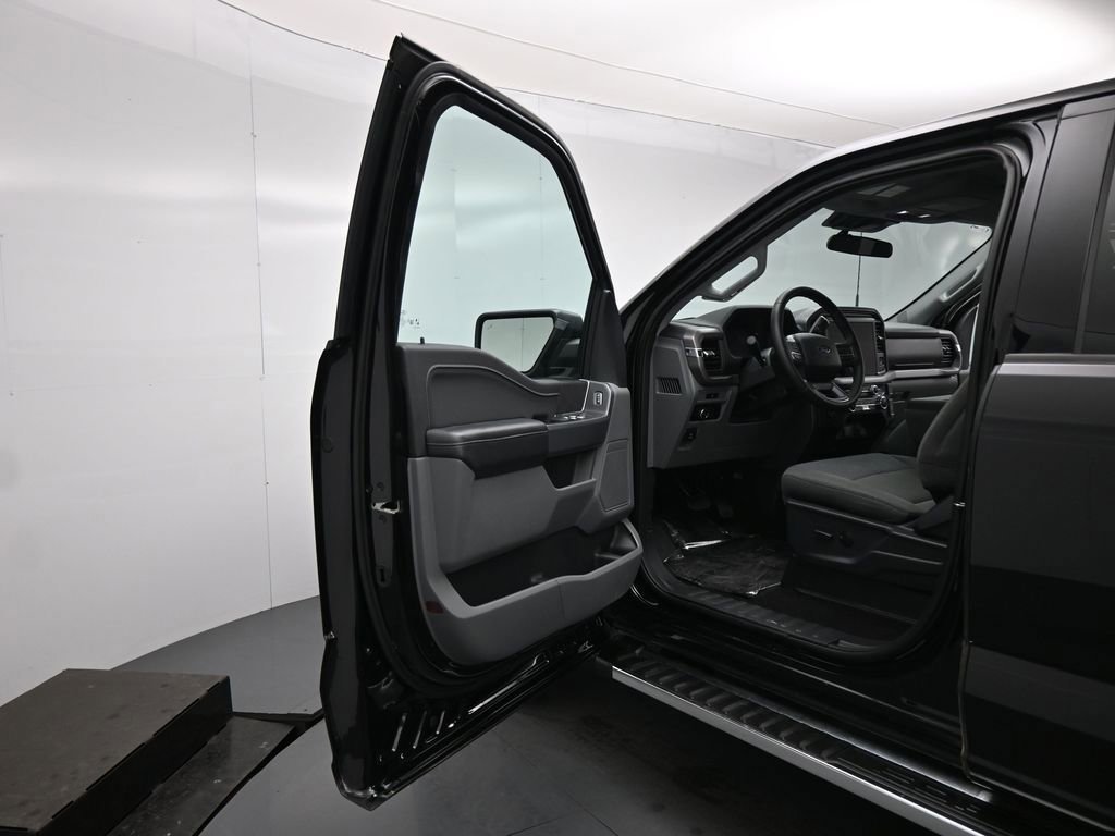 Certified 2025 Ford F150 XLT w/ Equipment Group 301A Standard image 35