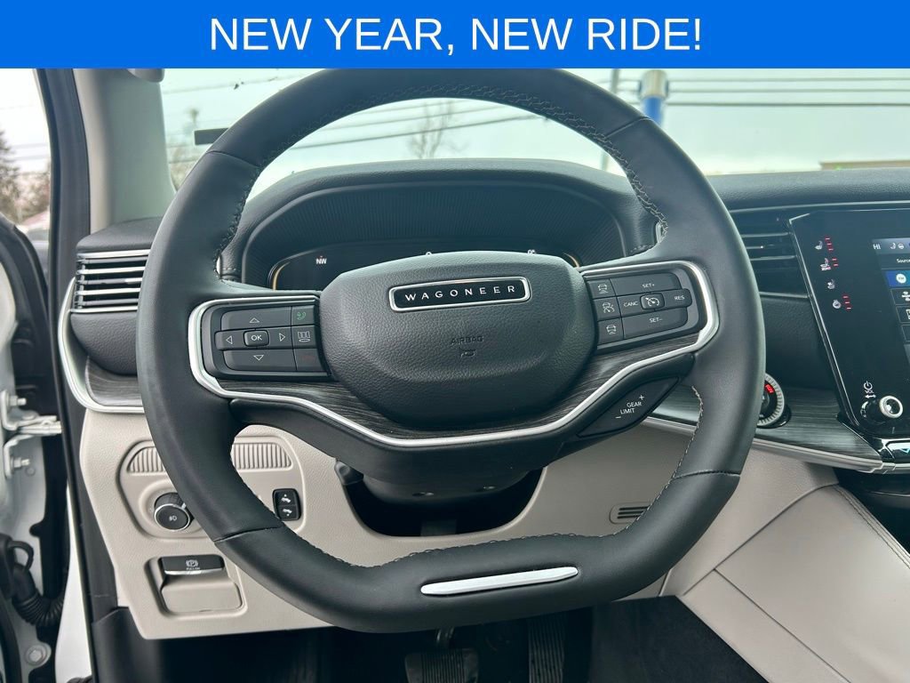 Used 2024 Jeep Wagoneer L Series II w/ Flexible Seating Group image 11