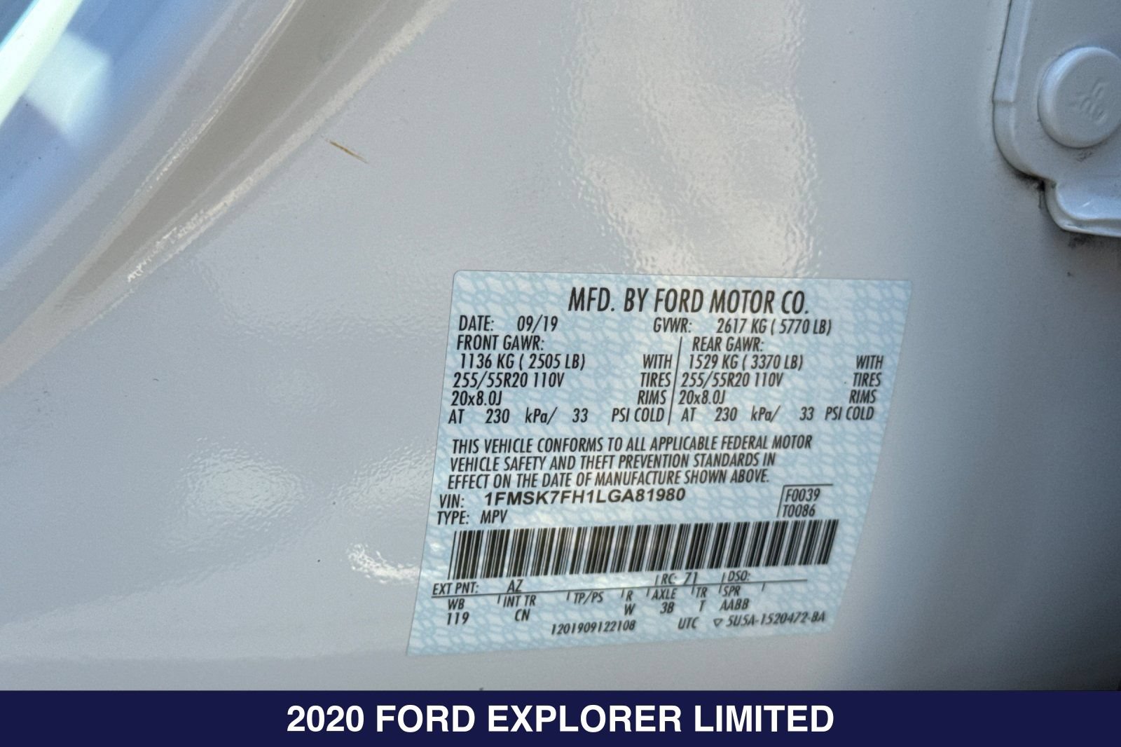 Certified 2020 Ford Explorer Limited RWD image 34
