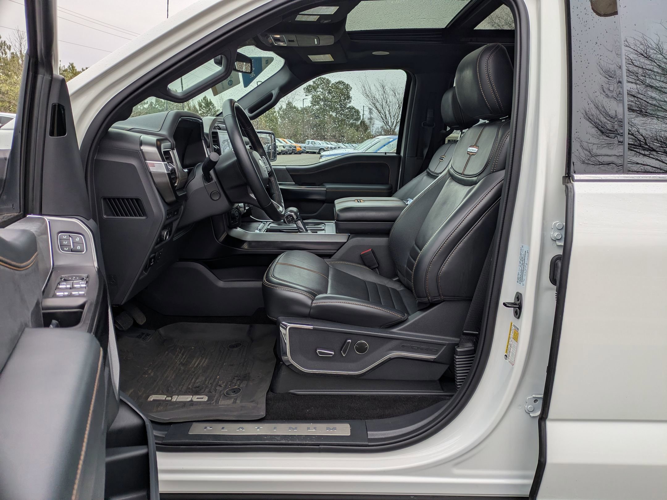 Certified 2023 Ford F150 Platinum w/ Equipment Group 701A High image 15