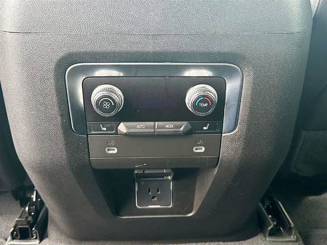 Used 2023 GMC Yukon AT4 AWD/4WD image 21