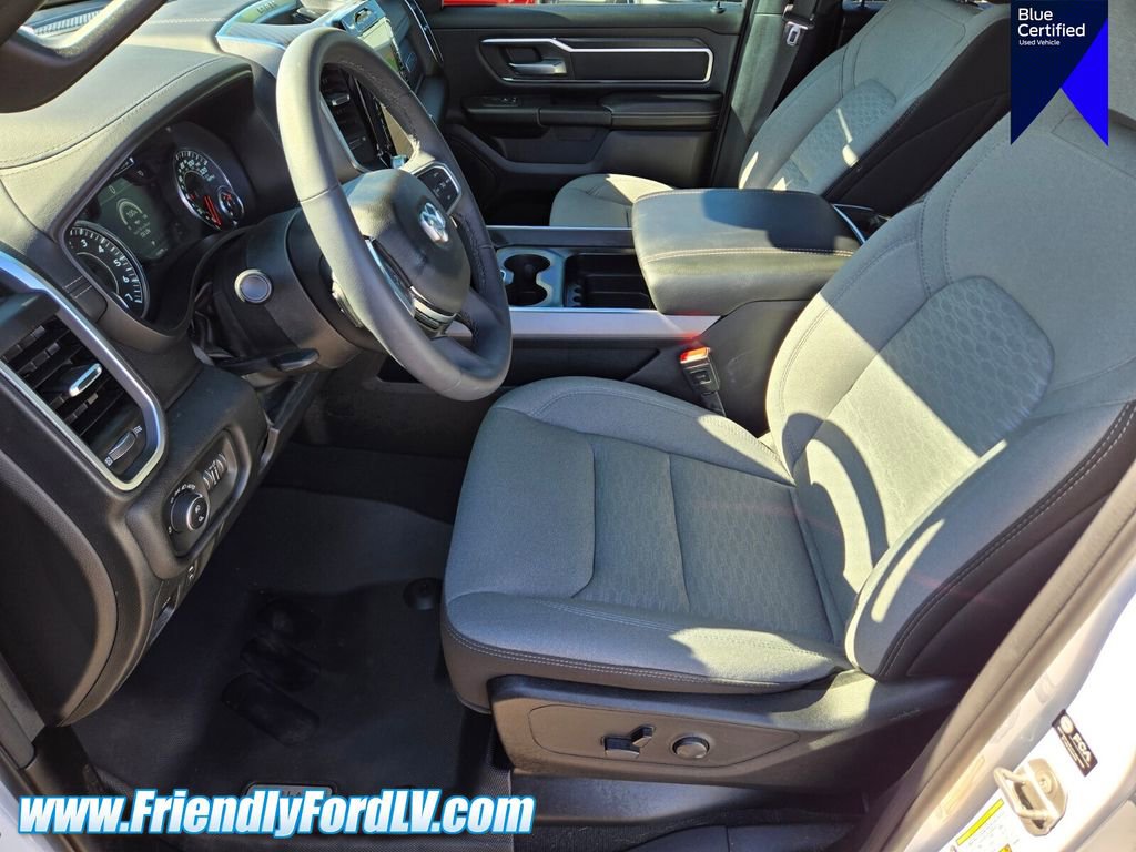 Used 2025 RAM 1500 Big Horn AWD/4WD image 9