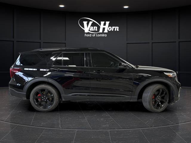Certified 2023 Ford Explorer ST w/ Technology Package image 3