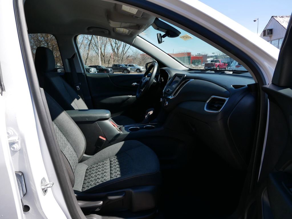 Used 2024 Chevrolet Equinox LT image 8
