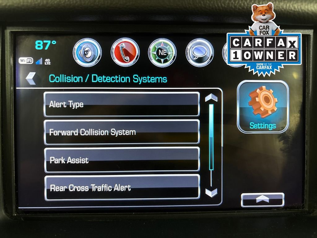 Used 2018 Chevrolet Suburban Premier image 28