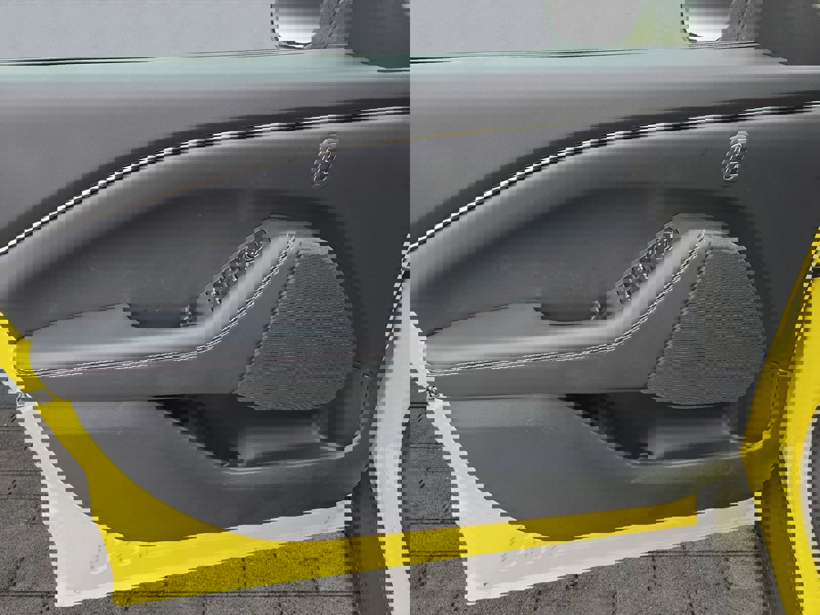 Certified 2025 Ford Mustang Mach-E Select image 10