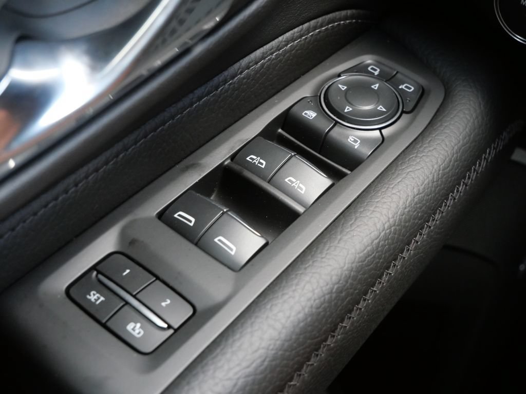 Used 2024 GMC Yukon Denali w/ Max Trailering Package AWD/4WD image 28
