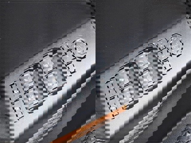 Used 2018 Chevrolet Tahoe Premier image 13