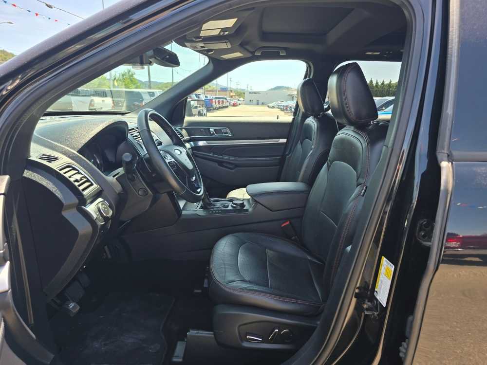Certified 2018 Ford Explorer Sport w/ Equipment Group 401A AWD/4WD image 9
