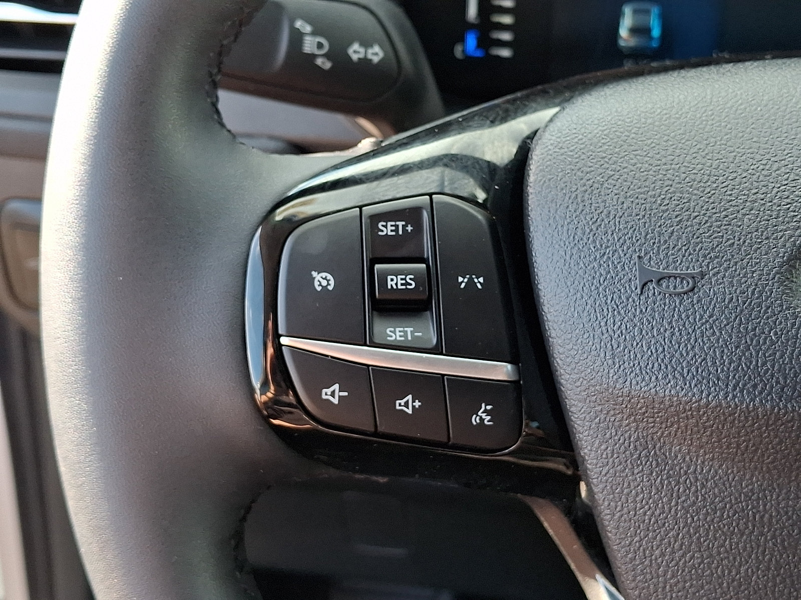 Certified 2023 Ford Escape Active AWD/4WD image 21