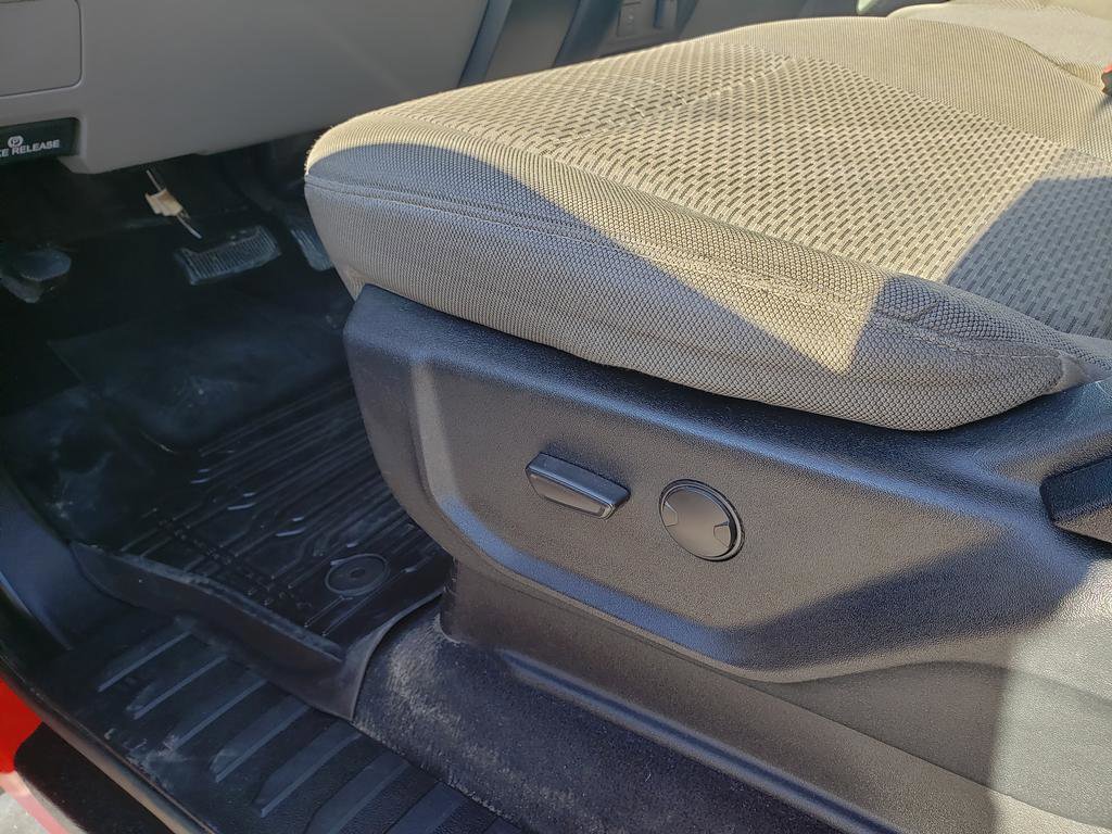 Certified 2020 Ford F350 XLT w/ XLT Value Package image 19