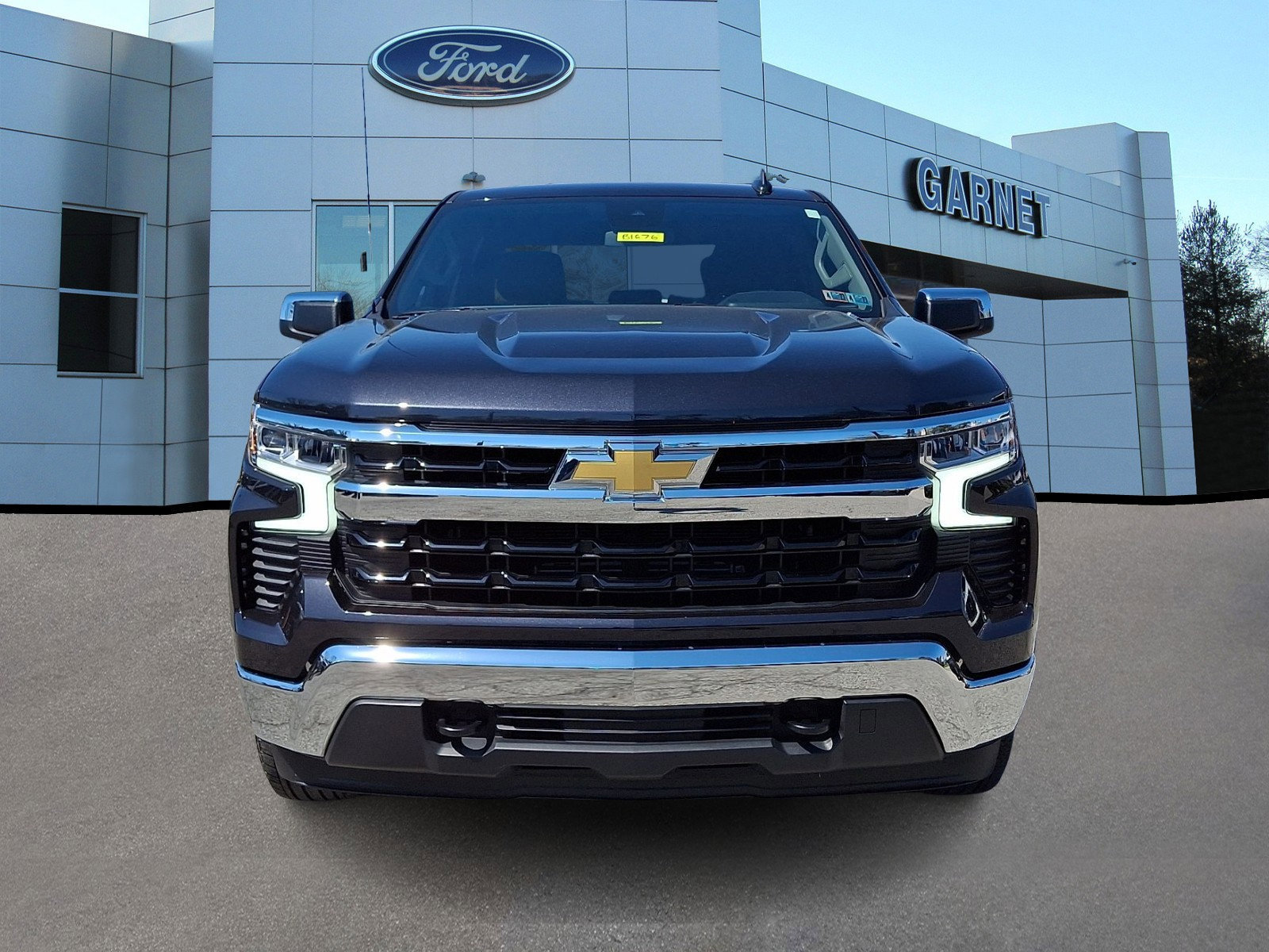 Used 2024 Chevrolet Silverado 1500 LT image 7