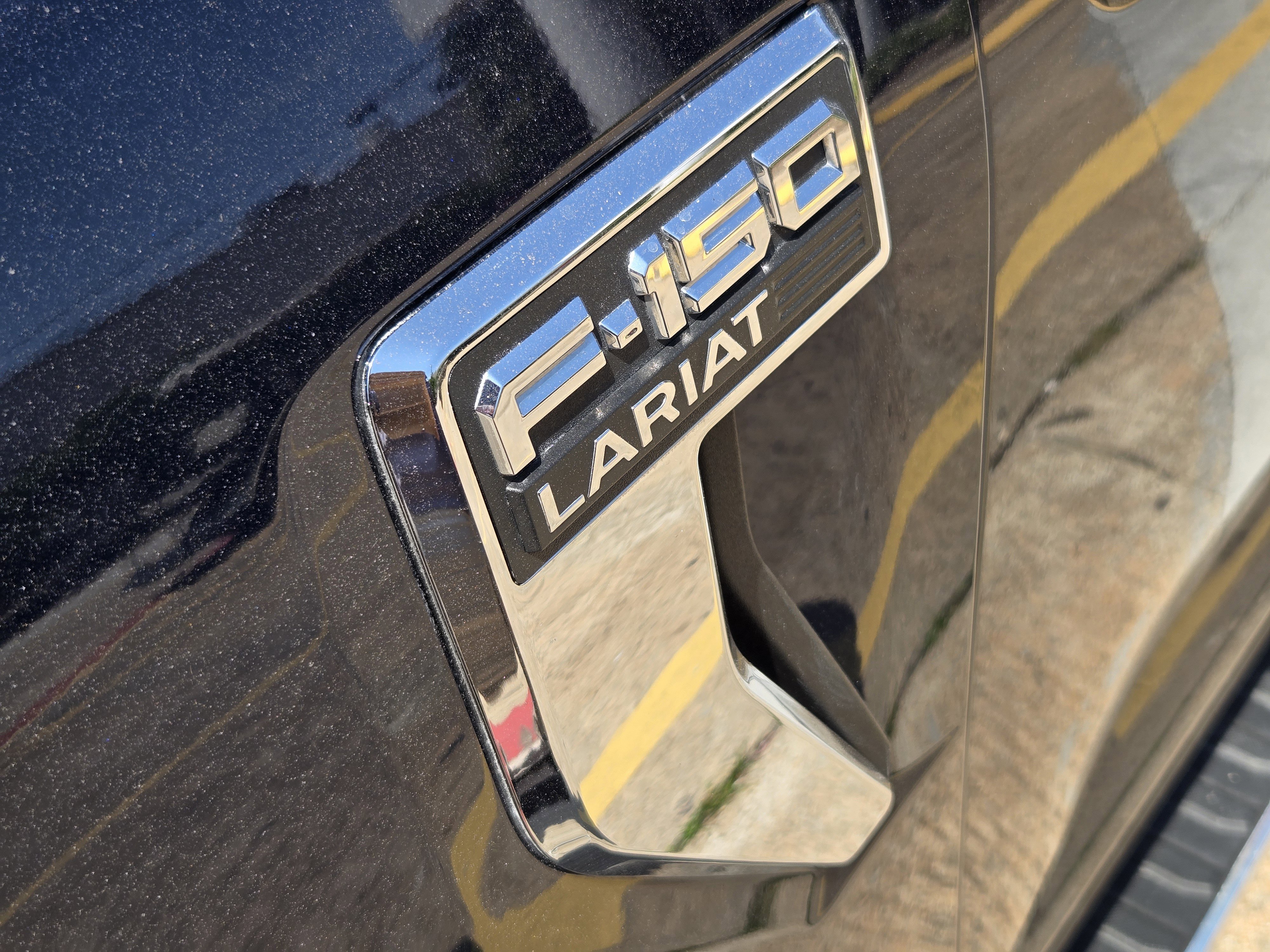 Certified 2024 Ford F150 Lariat w/ FX4 Off-Road Package AWD/4WD image 8