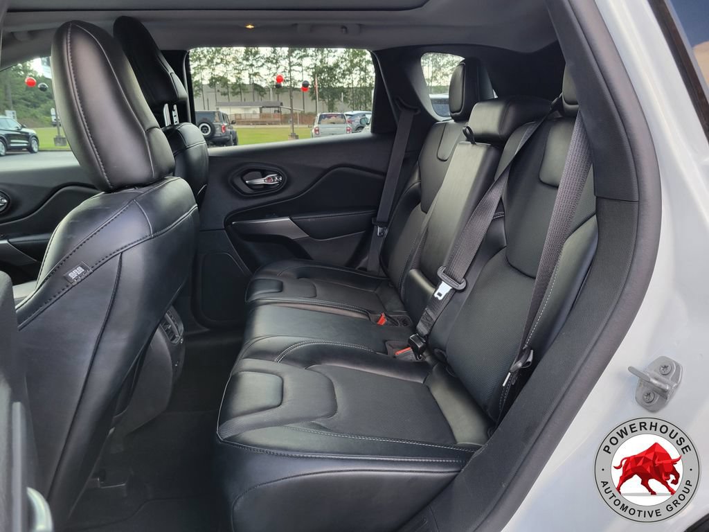Used 2022 Jeep Cherokee Latitude Lux w/ Sun & Sound Group FWD image 17