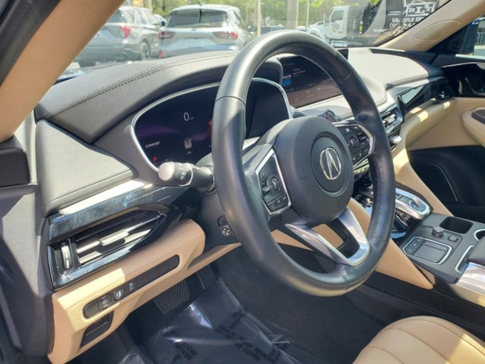 Used 2023 Acura MDX SH-AWD image 11