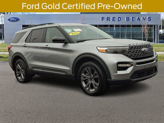 Certified 2022 Ford Explorer XLT w/ Equipment Group 202A