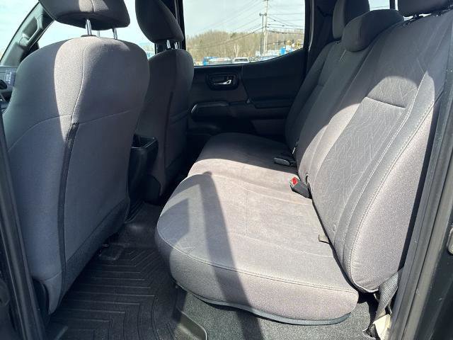 Used 2019 Toyota Tacoma TRD Sport w/ Technology Package AWD/4WD image 24