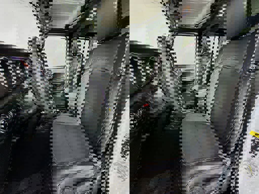 Used 2020 Jeep Wrangler Unlimited Sport image 15