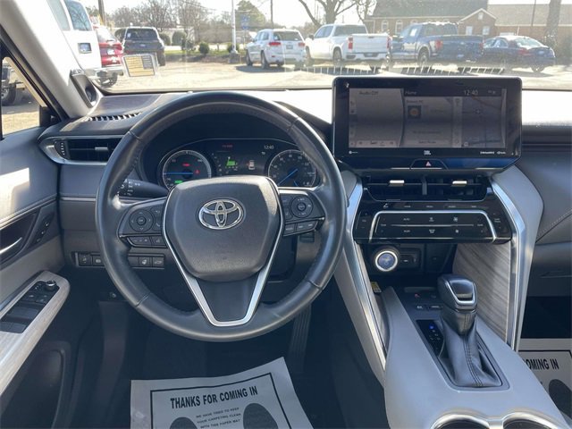 Used 2021 Toyota Venza Limited image 15