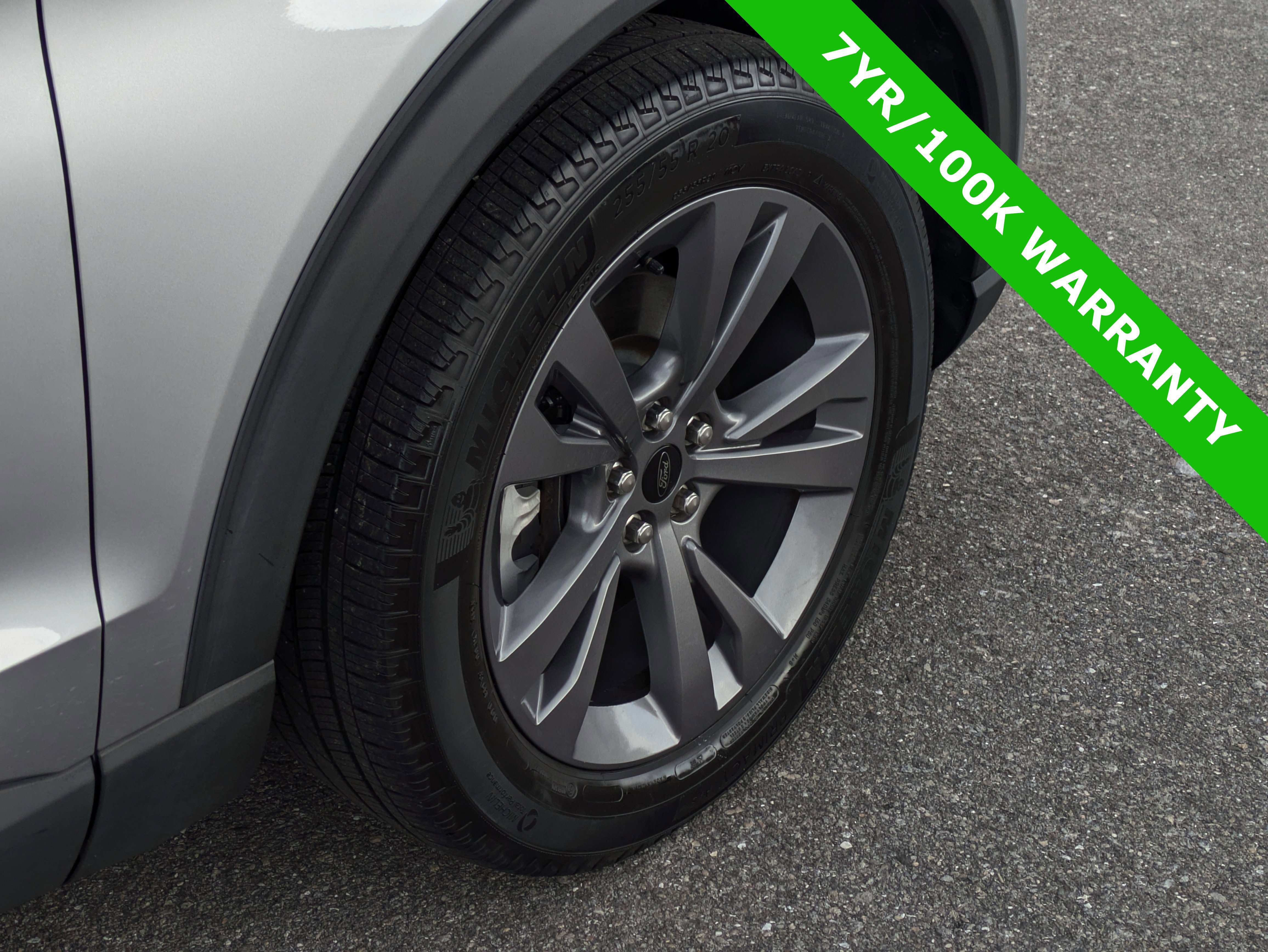 Certified 2022 Ford Explorer XLT w/ Equipment Group 202A image 13