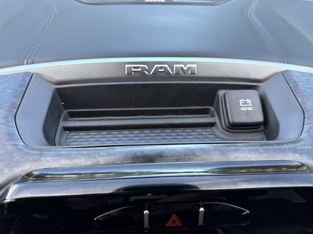 Used 2024 RAM 1500 Big Horn AWD/4WD image 25