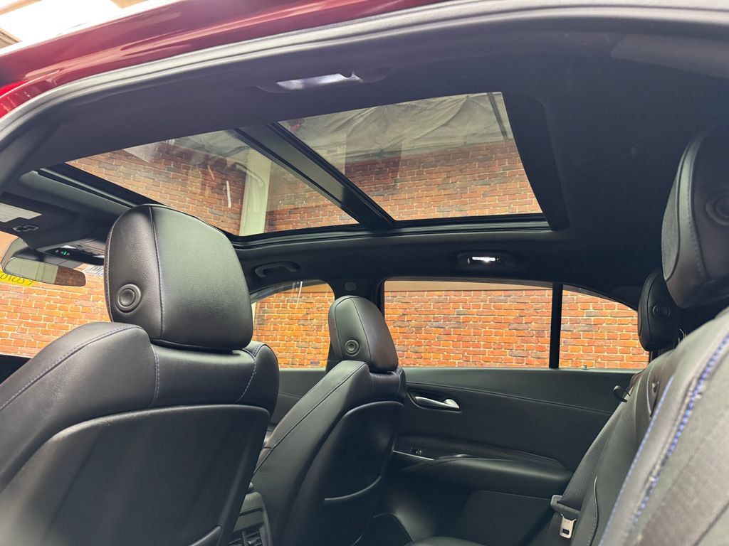 Used 2024 Cadillac XT4 Sport w/ Active Safety Package AWD/4WD image 3