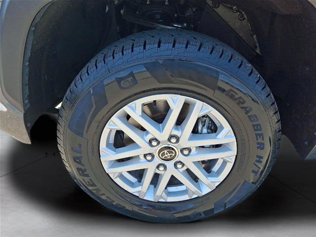 Used 2024 Toyota Tundra SR5 AWD/4WD image 16