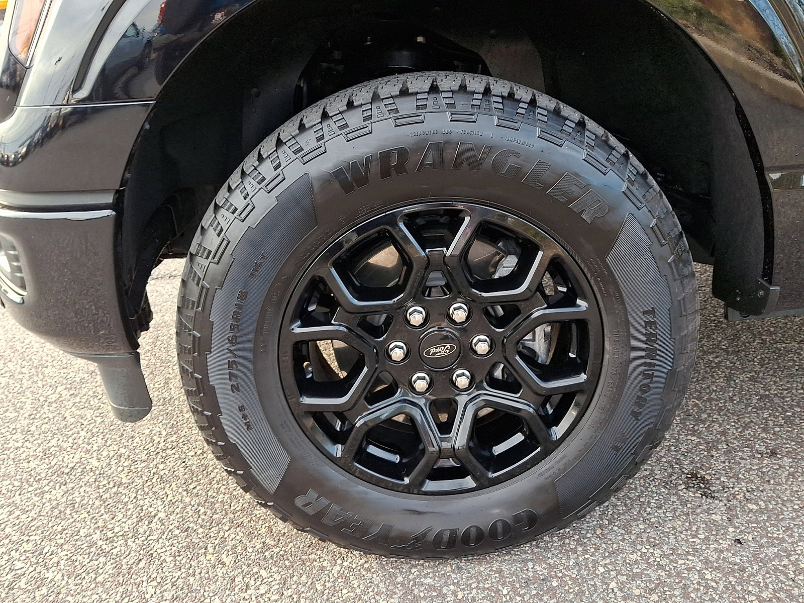 Certified 2024 Ford F150 XLT w/ Equipment Group 302A MID image 28