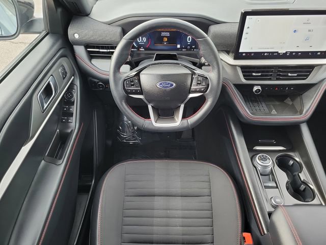 Certified 2025 Ford Explorer ST-Line w/ Premium Package AWD/4WD image 10