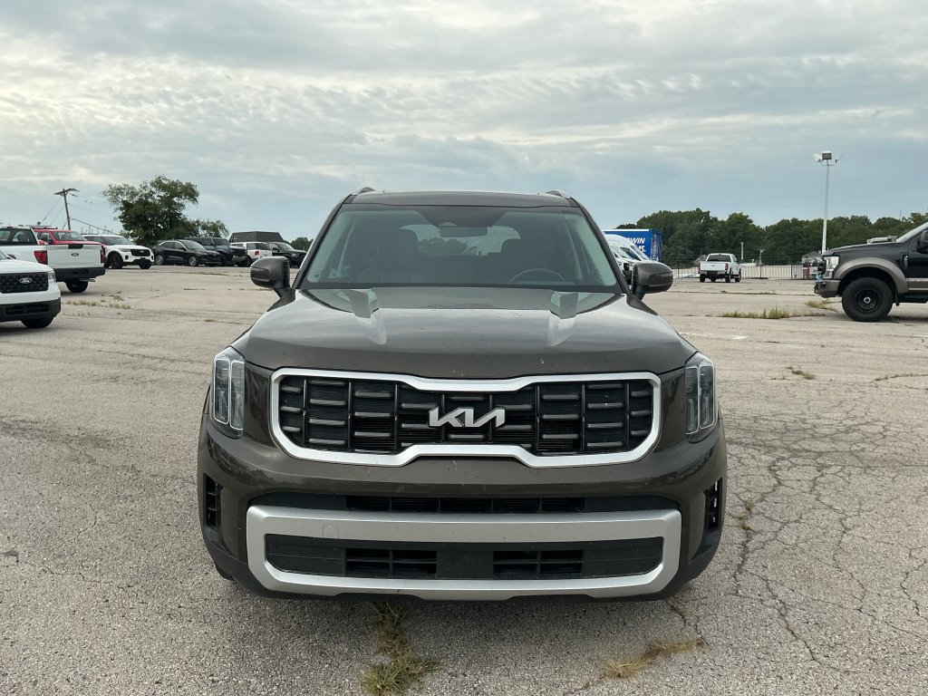 Used 2025 Kia Telluride S AWD/4WD image 9