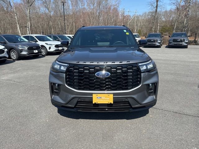Certified 2025 Ford Explorer ST-Line AWD/4WD image 12