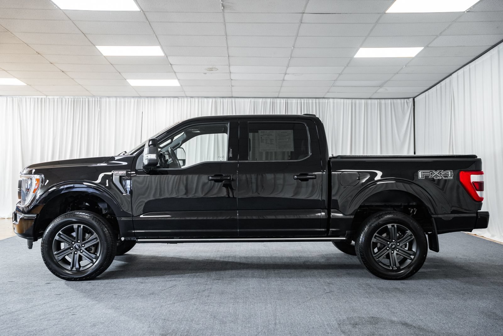 Certified 2023 Ford F150 Lariat w/ Equipment Group 502A High AWD/4WD image 4
