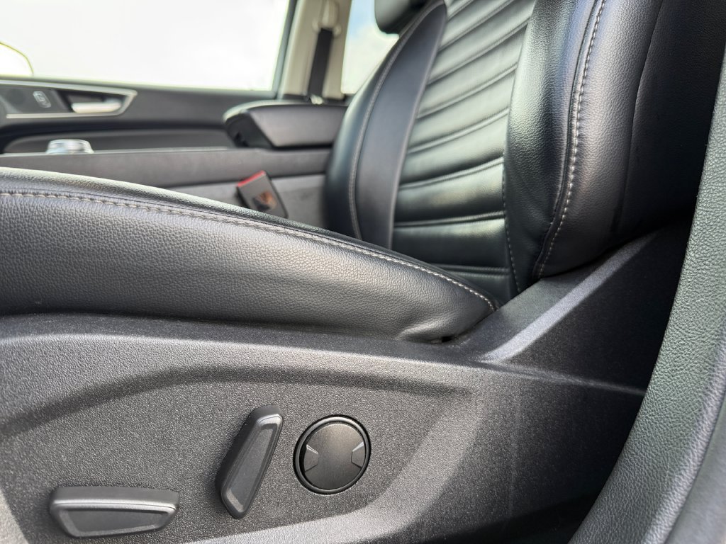 Certified 2024 Ford Edge SEL AWD/4WD image 18