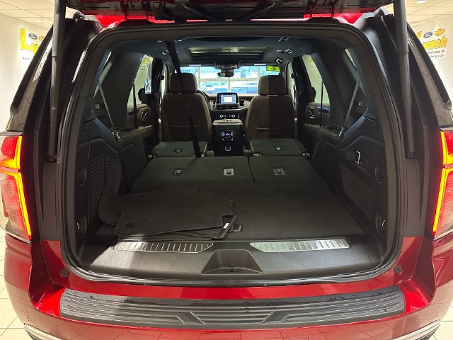 Used 2023 Chevrolet Tahoe High Country AWD/4WD image 21