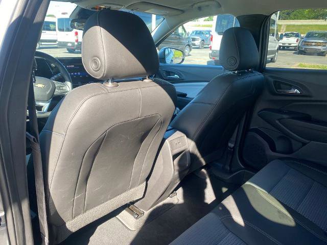 Used 2025 Chevrolet Trax LT w/ LT Convenience Package FWD image 27