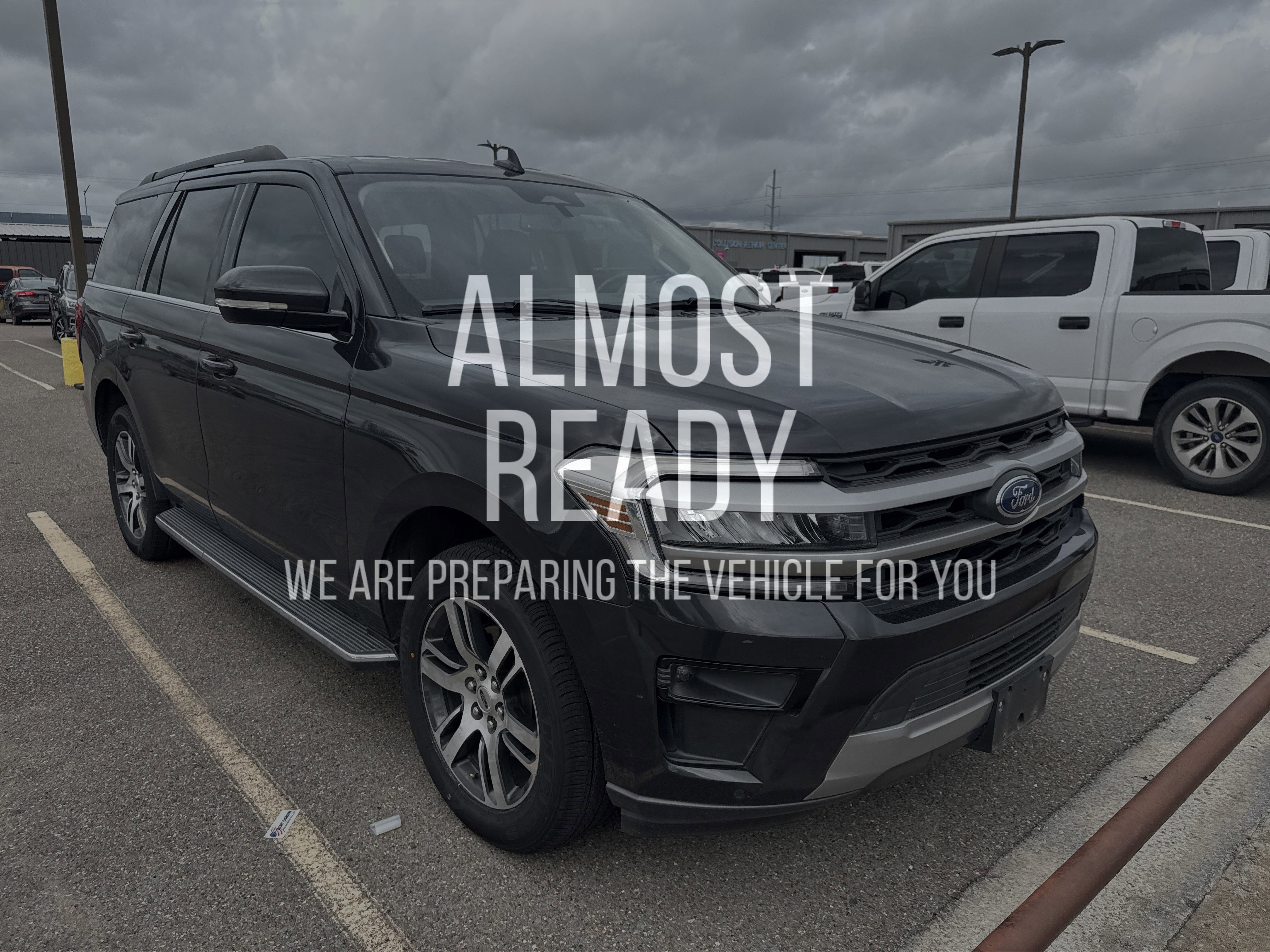 Certified 2023 Ford Expedition XLT RWD image 5