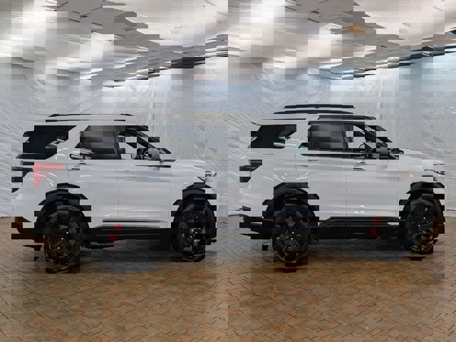 Certified 2023 Ford Explorer ST w/ Equipment Group 401A image 8