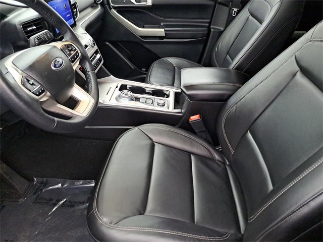 Certified 2023 Ford Explorer XLT w/ Equipment Group 202A image 23